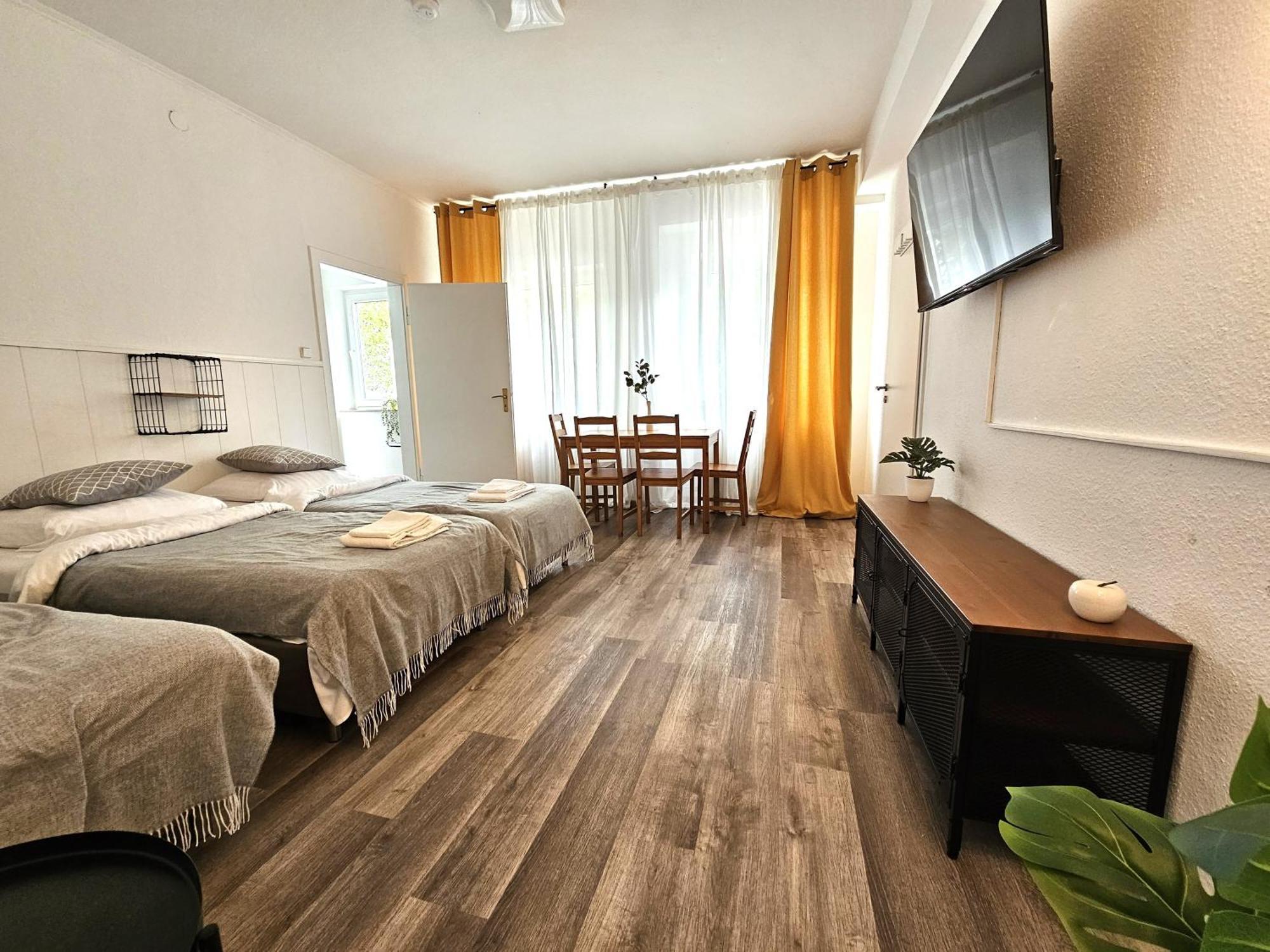 Spacious House Düsseldorf Esterno foto